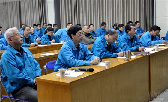 董事長陳根喜、總經(jīng)理陳學(xué)鋒等公司高層出席論壇