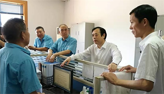 安徽省財(cái)政廳廳長羅建國到皖南電機(jī)調(diào)研