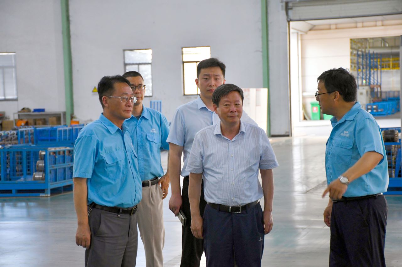 中機(jī)企協(xié)常務(wù)副會(huì)長楊一平來皖南電機(jī)調(diào)研指導(dǎo)